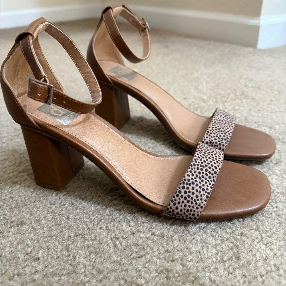 DV by Dolce Vita Tan and Brown Block Heel Leopard Heels | Size 8